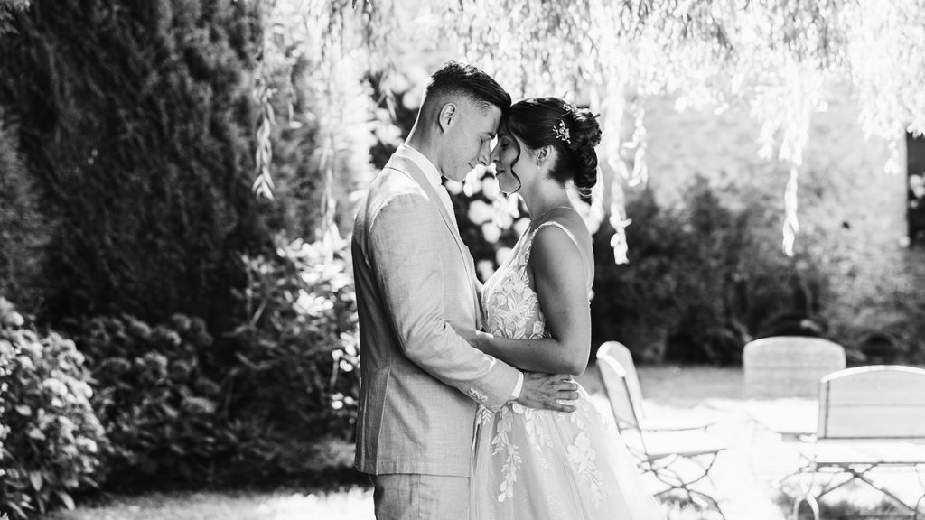 Séance de couple "First Look" avant la cérémonie